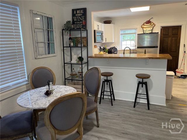 626 E Waldburg Street, Savannah, GA 31401