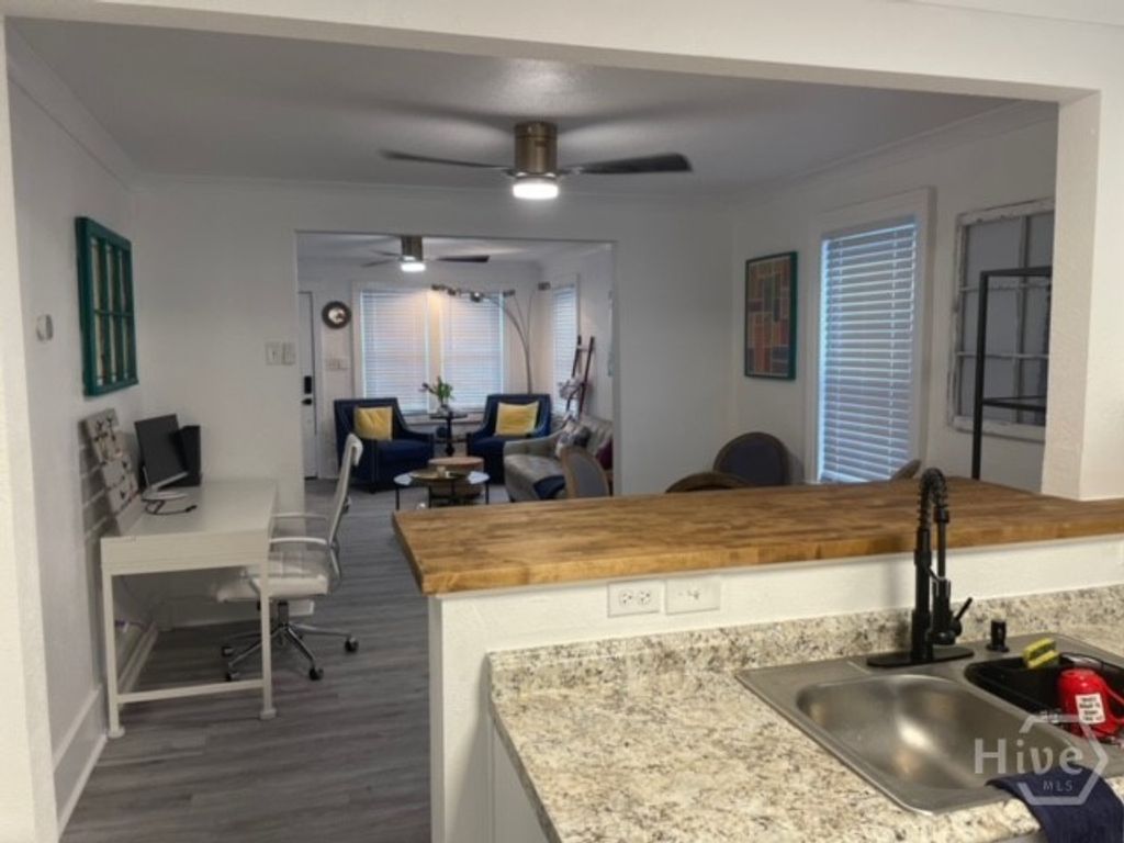 Image 17 of property listing at 626 E Waldburg Street, Savannah, GA 31401