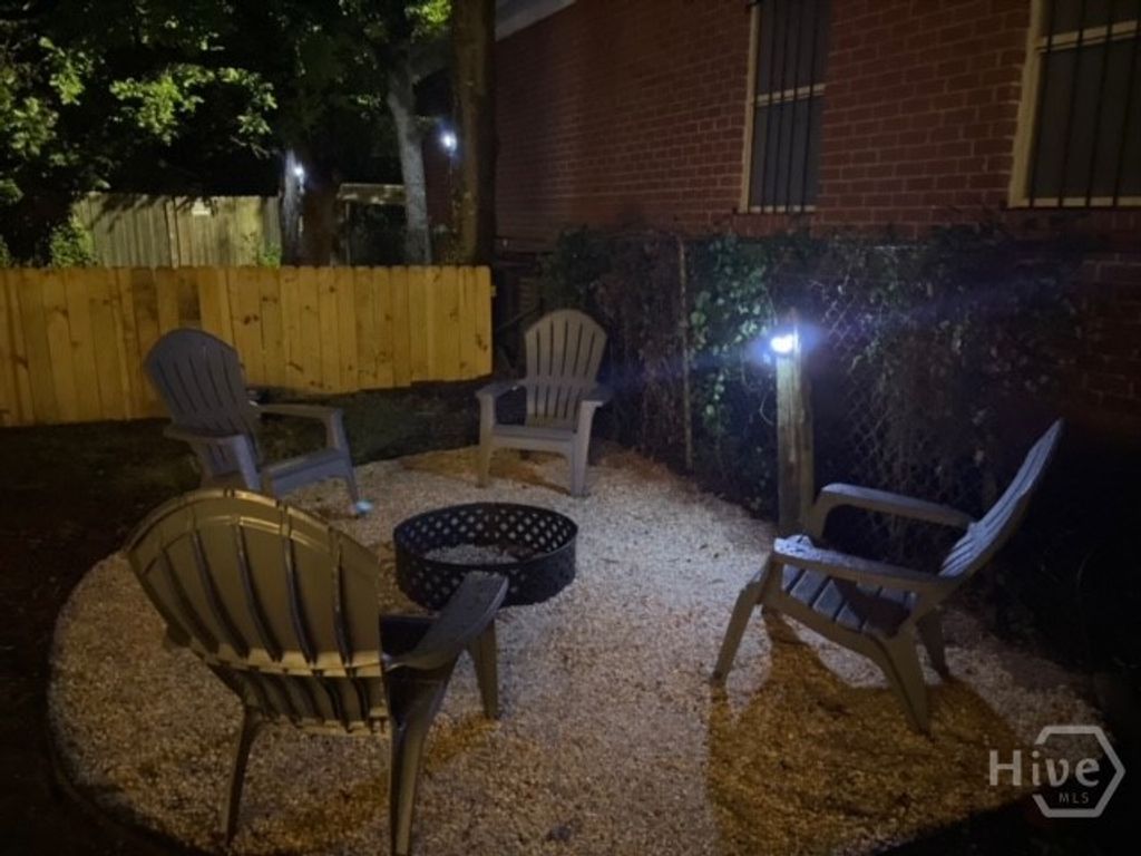 Image 32 of property listing at 626 E Waldburg Street, Savannah, GA 31401