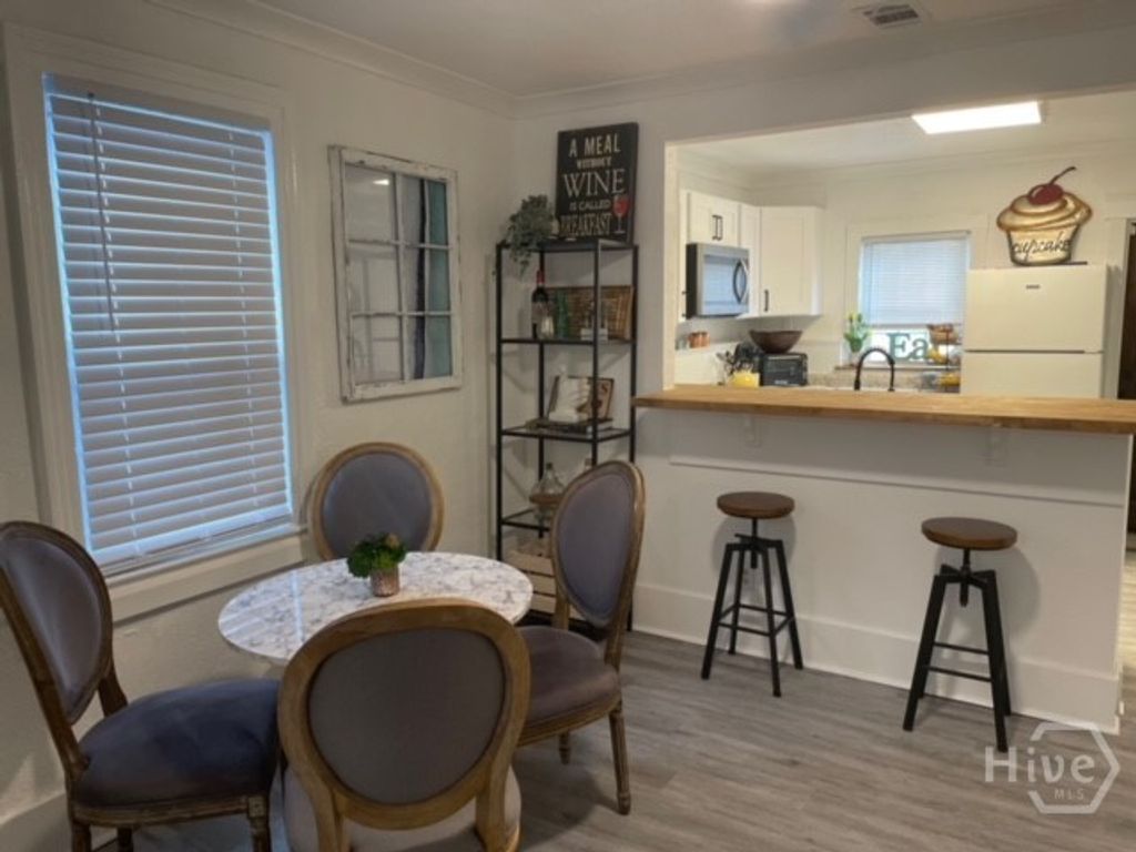 Image 8 of property listing at 626 E Waldburg Street, Savannah, GA 31401