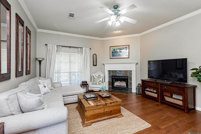 18238 Lake Iris Ave, Baton Rouge, LA 70817