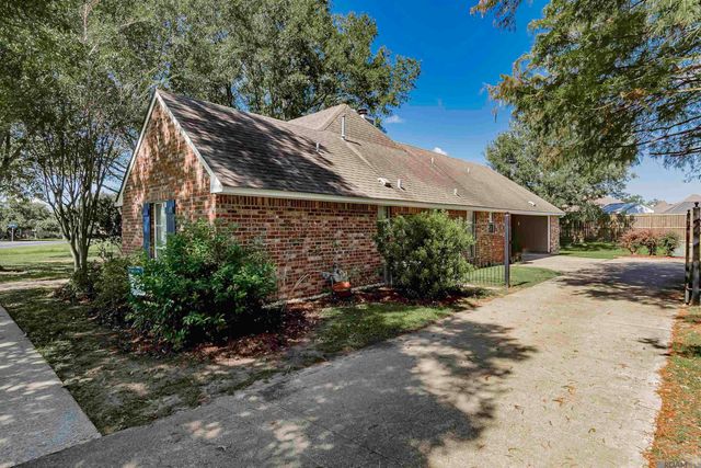 18238 Lake Iris Ave, Baton Rouge, LA 70817