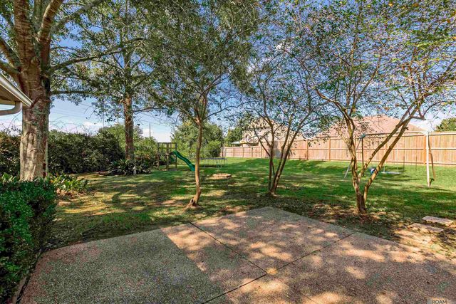 18238 Lake Iris Ave, Baton Rouge, LA 70817
