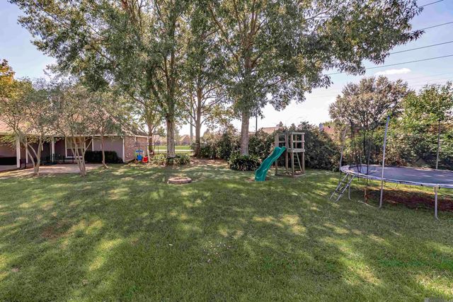 18238 Lake Iris Ave, Baton Rouge, LA 70817