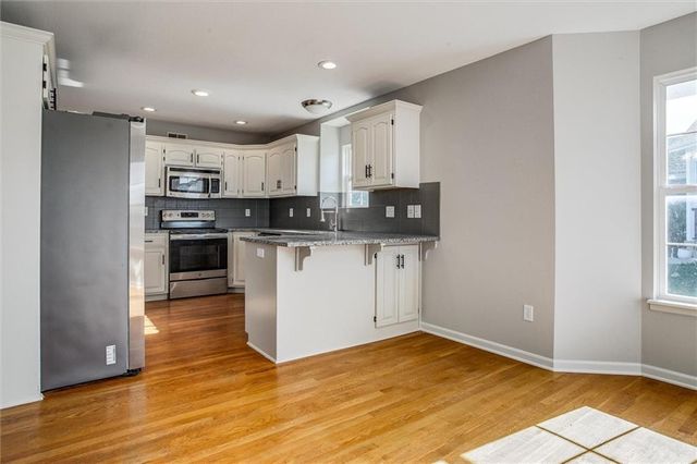 1302 Ridge Tree Lane, Pleasant Hill, MO 64080