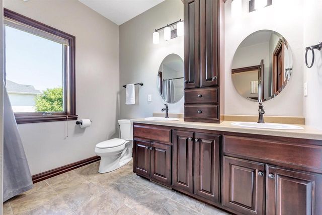 3660 EURO LANE, De Pere, WI 54115