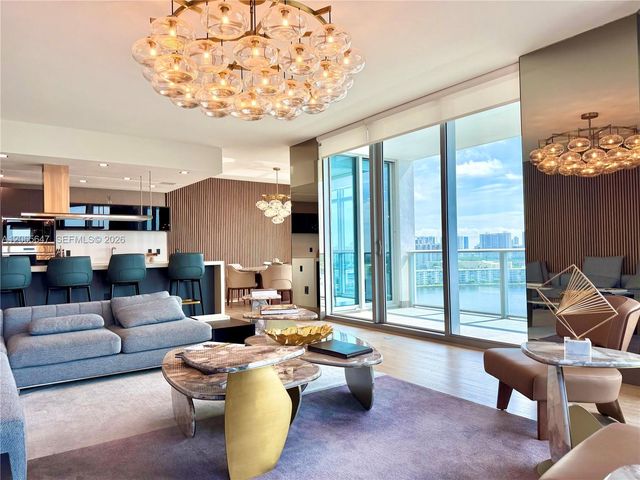 17301 Biscayne Blvd 1409, North Miami Beach, FL 33160