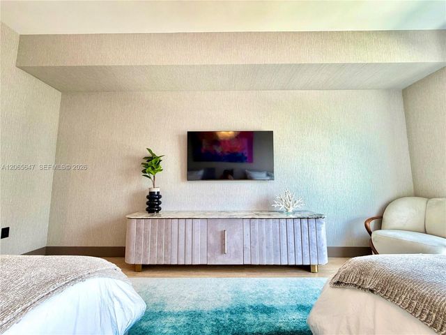 17301 Biscayne Blvd 1409, North Miami Beach, FL 33160