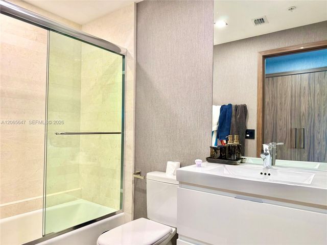 17301 Biscayne Blvd 1409, North Miami Beach, FL 33160