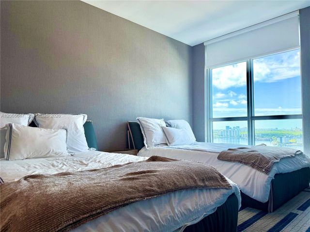 17301 Biscayne Blvd 1409, North Miami Beach, FL 33160