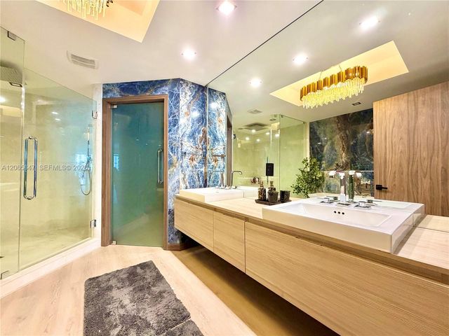 17301 Biscayne Blvd 1409, North Miami Beach, FL 33160