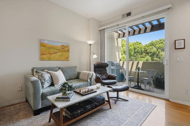 2958 Escala Circle, San Diego, CA 92108