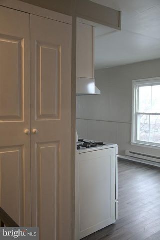 410 MONMOUTH ST, Gloucester City, NJ 08030
