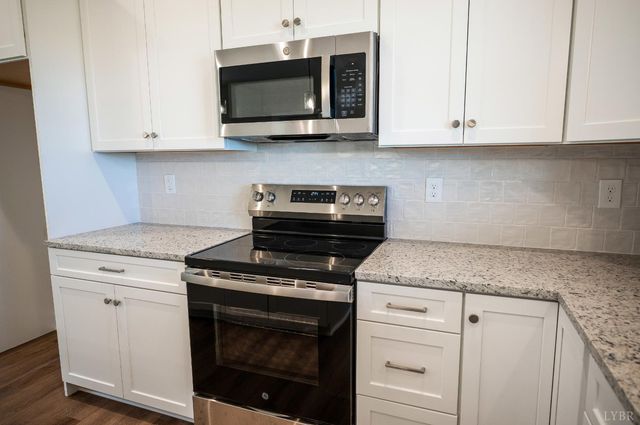 10494 Leesville Road, Lynch Station, VA 24571