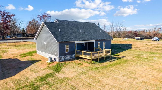 10494 Leesville Road, Lynch Station, VA 24571