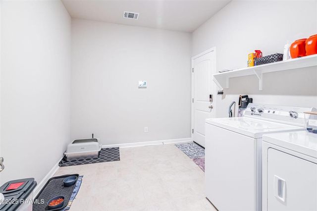 4673 W Ridge Road, Lake Charles, LA 70607