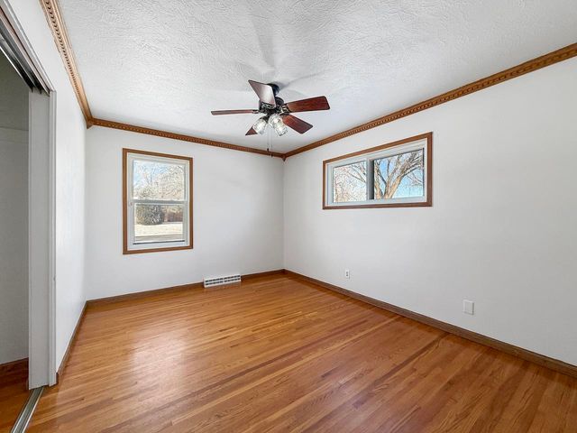 1920 6th St. NW, Minot, ND 58703