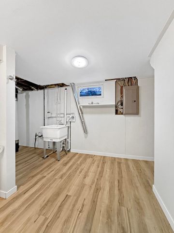 1920 6th St. NW, Minot, ND 58703