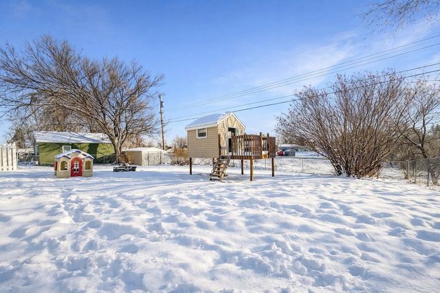 1920 6th St. NW, Minot, ND 58703