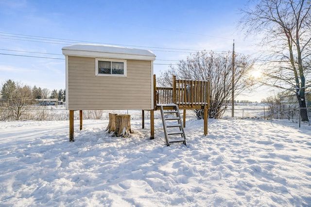 1920 6th St. NW, Minot, ND 58703