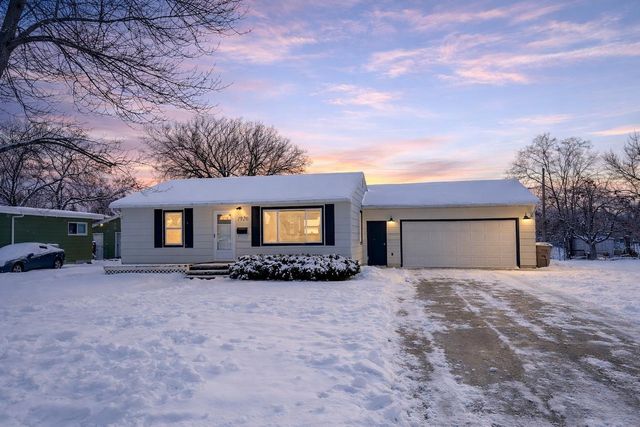 1920 6th St. NW, Minot, ND 58703