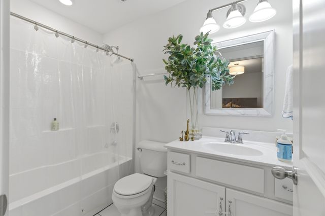 700 Rickfield Ct, Mount Juliet, TN 37122