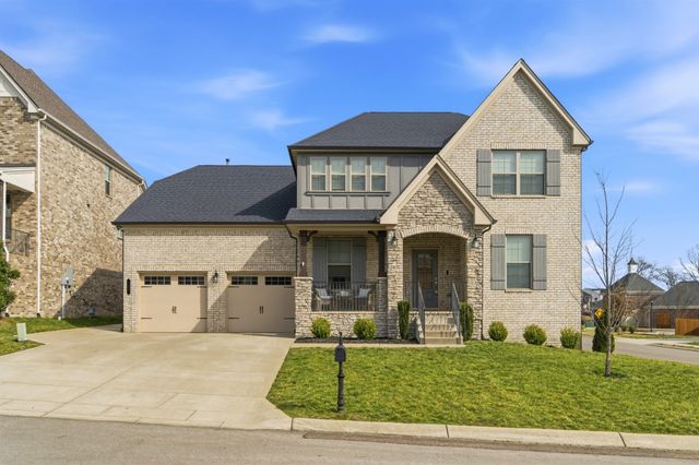 700 Rickfield Ct, Mount Juliet, TN 37122