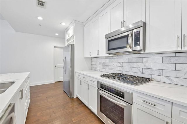 270 17th Street NW 2010, Atlanta, GA 30363
