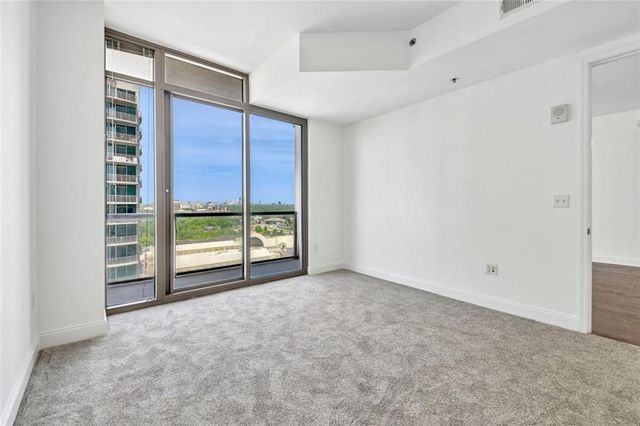 270 17th Street NW 2010, Atlanta, GA 30363
