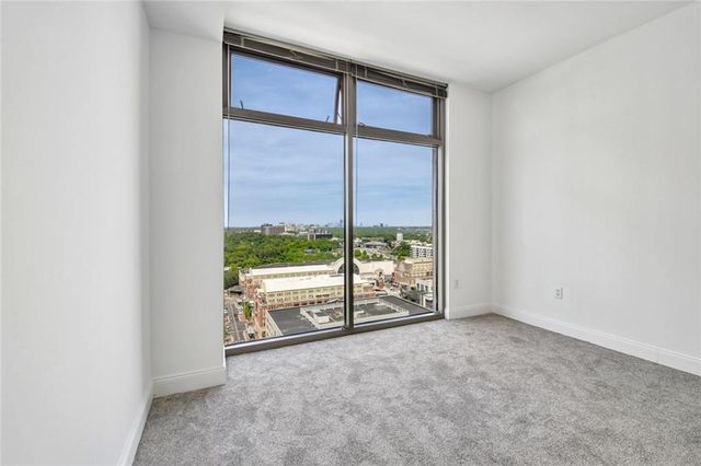 270 17th Street NW 2010, Atlanta, GA 30363