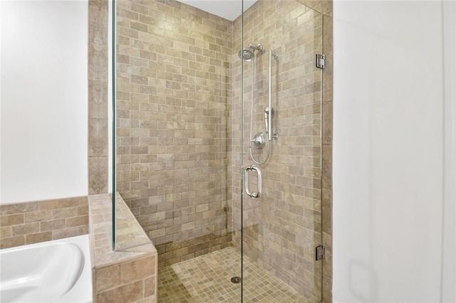 270 17th Street NW 2010, Atlanta, GA 30363