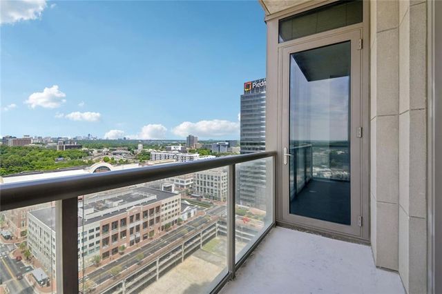 270 17th Street NW 2010, Atlanta, GA 30363