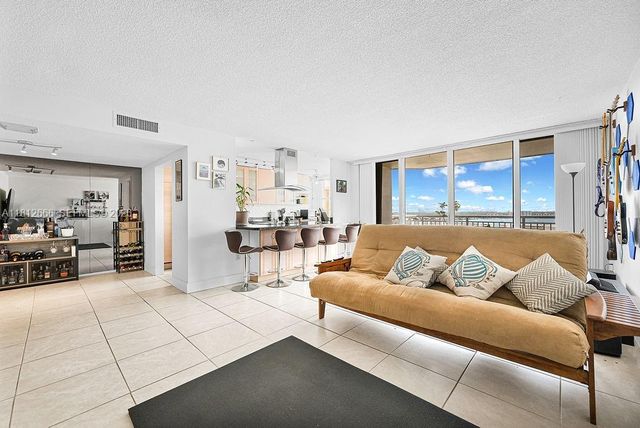 18041 Biscayne Boulevard 1201, Aventura, FL 33160