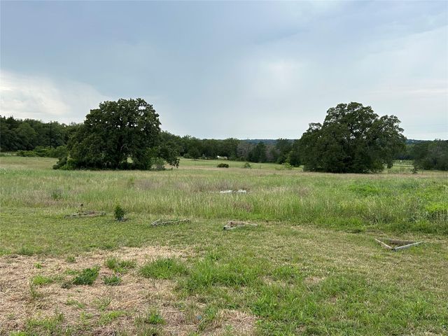 136 Fm 2239 RD, Paige, TX 78659