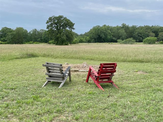 136 Fm 2239 RD, Paige, TX 78659