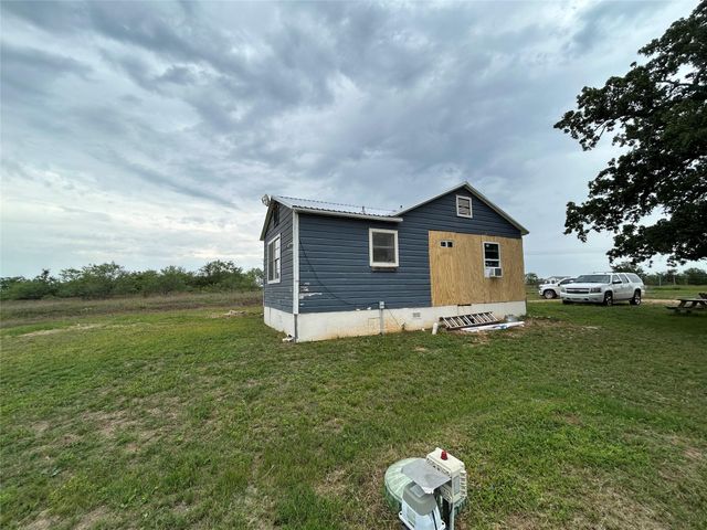 136 Fm 2239 RD, Paige, TX 78659