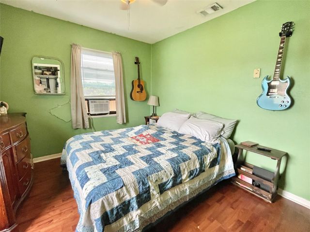 136 Fm 2239 RD, Paige, TX 78659
