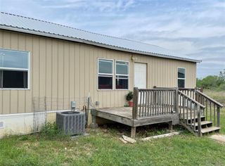 136 Fm 2239 RD, Paige, TX 78659