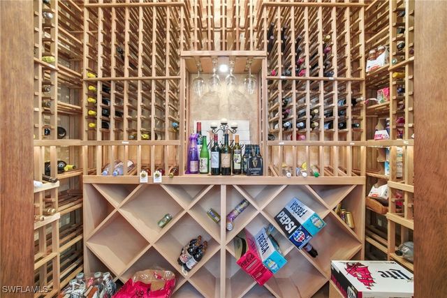 16961 Verona LN, Naples, FL 34110