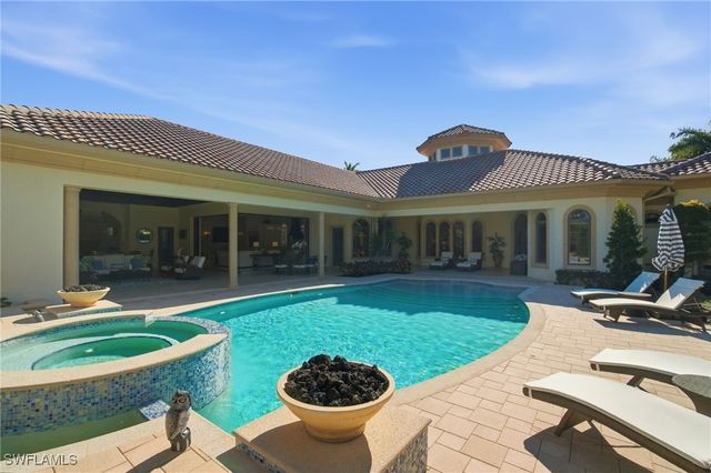 16961 Verona LN, Naples, FL 34110