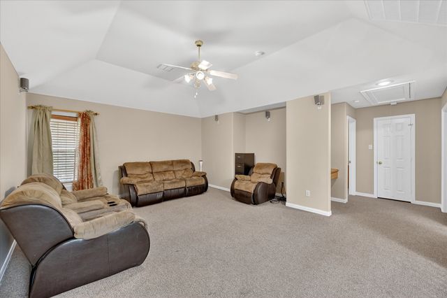 656 Links View Court, Grand Prairie, TX 75052