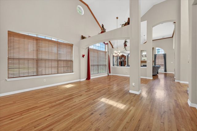 656 Links View Court, Grand Prairie, TX 75052