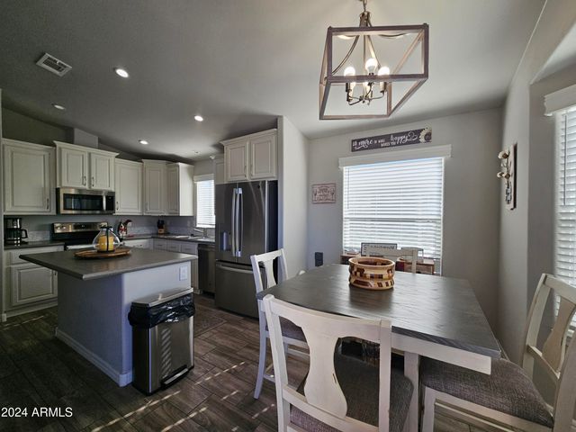 650 N Hawes Road 3314, Mesa, AZ 85207