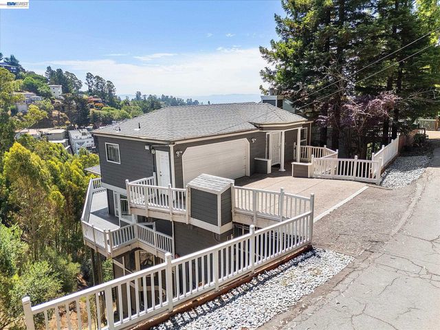 7081 Elverton Dr, Oakland, CA 94611