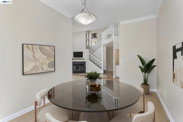 7081 Elverton Dr, Oakland, CA 94611