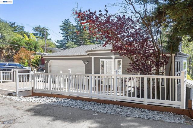 7081 Elverton Dr, Oakland, CA 94611