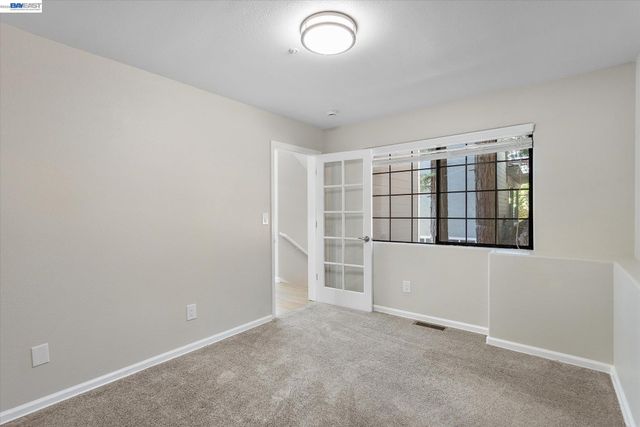7081 Elverton Dr, Oakland, CA 94611