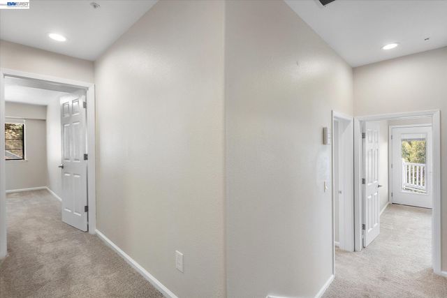 7081 Elverton Dr, Oakland, CA 94611