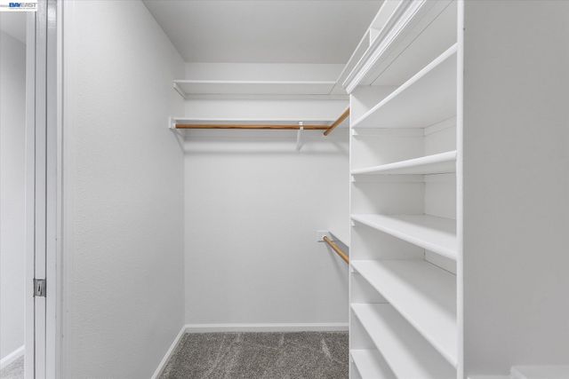 7081 Elverton Dr, Oakland, CA 94611