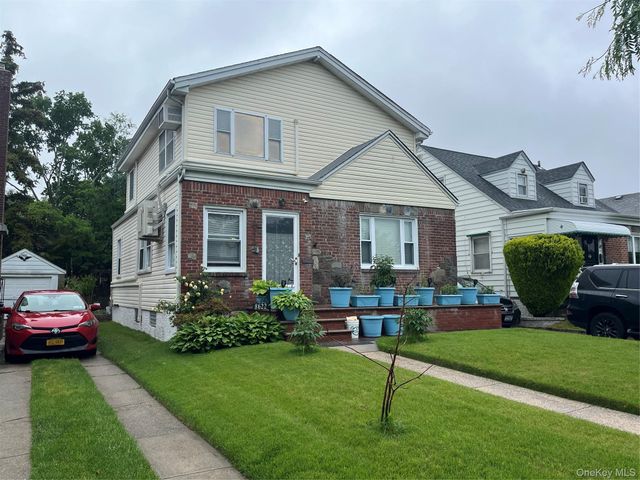 8622 251st Street, Bellerose, NY 11426